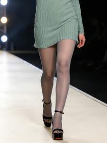 大码灰色修身裤 - 优雅的办公室打底裤，中性色调修身亮面百搭款式 - 灰色 - 查看 2