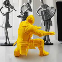 Figurka średniowiecznego rycerza – figurka rycerza, która może służyć jako specjalny stojak na długopisy! Ten rycerz pomoże Ci podnieść długopis z biurka, ułatwiając korzystanie z niego. Służy zarówno jako figurka, jak i stojak na długopisy. Nadaje się do dekoracji świątecznych, wystroju domu, dekoracji biurka oraz jako prezent na różne okazje (nie wymaga zasilania, nie zawiera piór, od 14 lat). - złoto - Zobacz 3