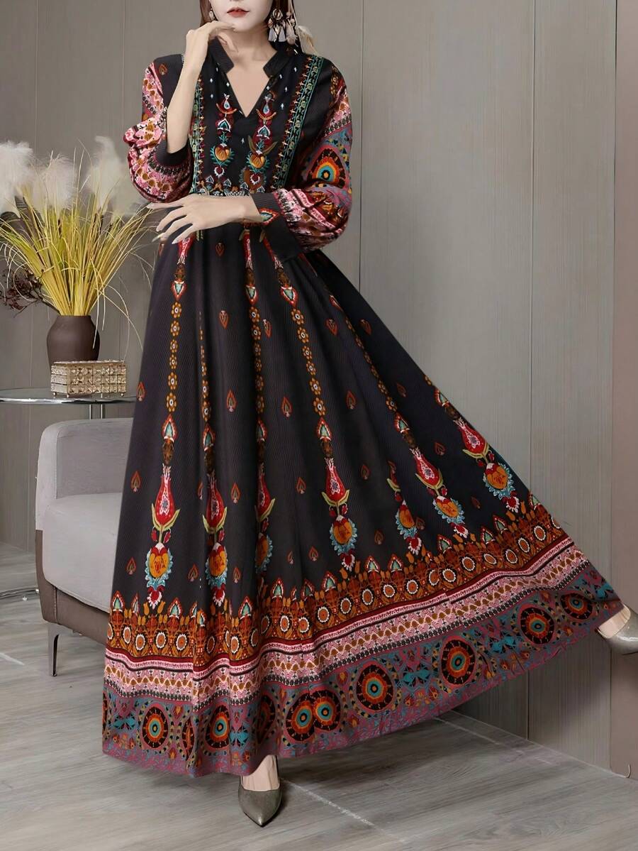 带有中东、阿拉伯、休闲、波西米亚风刺绣设计的长款连衣裙，兼具艺术感、复古风和度假风情，适合春季穿着。 - 彩色 - 查看 1