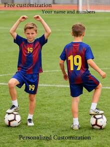 Bộ 2 món đồng phục bóng đá in họa tiết toàn thân cá nhân hóa dành cho bé trai, tên và số tùy chỉnh, áo và quần bóng đá, phù hợp cho các hoạt động thể thao, đạp xe, chạy bộ ngoài trời, giống phong cách của người nổi tiếng. - Màu xanh lam - Xem 2