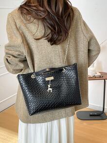 Luxury And Fashionably Stylish With A Sense Of Sophistication. New 2026 Model. Elegant And Simple Style. Women's Bag With An Elegant And Stylish Crossbody Design. - Black - View 12