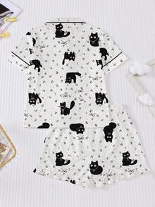 Conjunto de pijama casual para niña preadolescente, suave y amigable con la piel, con estampado lindo de gato negro, nuevo estilo infantil con top de manga corta y cuello tipo solapa, y shorts de cintura elástica holgada con dobladillo con volantes, estampado integral de gatitos negros y lazos, adecuado para uso diario de niñas preadolescentes y adolescentes - Blanco - Ver 3