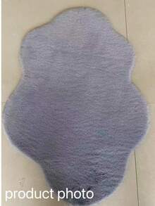 1 件云朵造型蓬松地毯，灰色不对称云朵设计，1-5 厘米裁剪余量，柔软蓬松质地，适用于客厅、卧室、玄关、厨房、浴室、游戏室、书房、衣橱等场所，厚实保暖，适合秋冬季圣诞节装饰或厨房使用。 - 灰色 - 查看 3