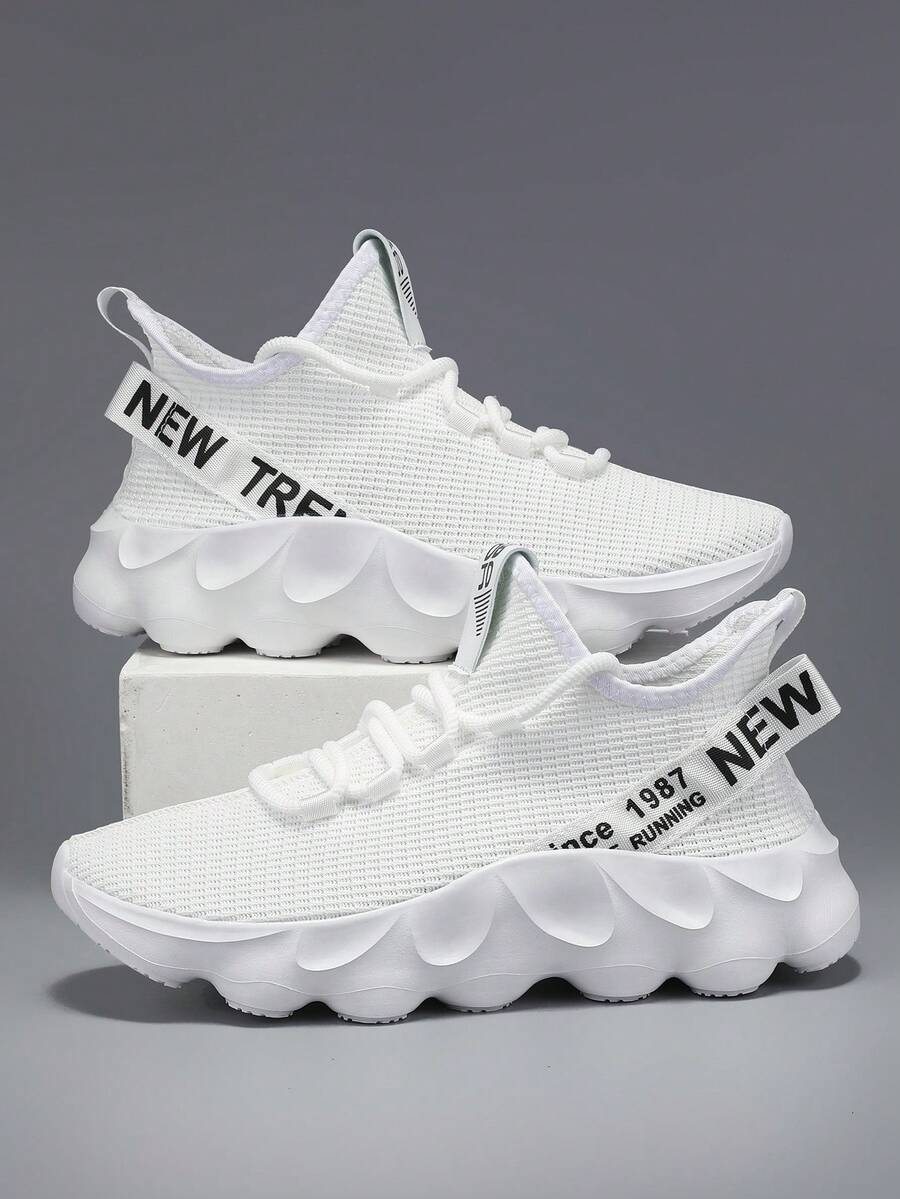 男士超轻火焰运动鞋，厚底户外休闲鞋，个性化四季鞋履