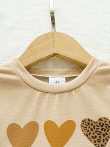 2pcs/Set Girls' Casual Heart Print Decor Short Sleeve Top And Faux Drawstring Shorts Set, Spring/Summer - Apricot - View 3