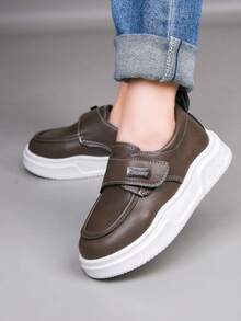 1 Pair Children Flat Shoes, 2026 New Boys Girls Leather Shoes, Casual Running Campus Sports Sneakers - Brown - View 7