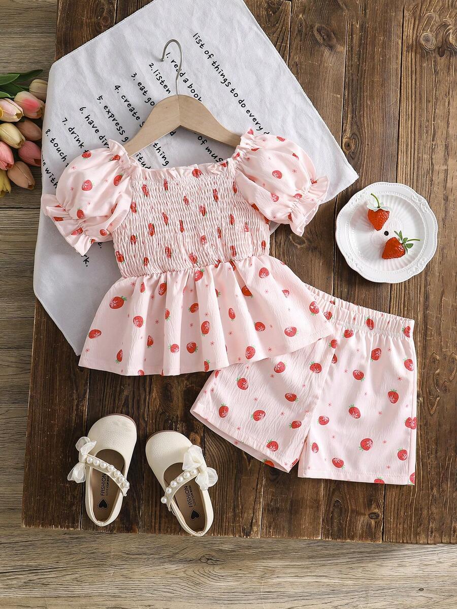 Bộ đồ hè dễ thương cho bé gái, áo tay phồng in hình dâu tây và quần short, bộ 2 món thiết yếu. - Hồng - Xem 1