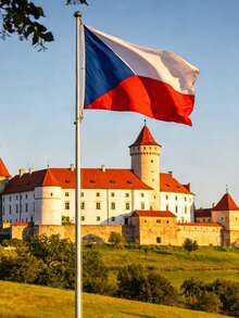 1面捷克共和国国旗，尺寸90x150厘米/3x5英尺，大型捷克国旗悬挂横幅 - 双面设计，适用于捷克主题派对装饰、足球派对、酒吧、花园、室内/室外装饰、节日庆典。 - 捷克 - 查看 1