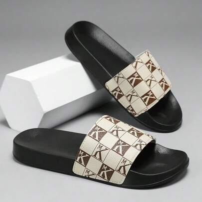 男士印花拖鞋，格子字母设计，软底防滑室内外通用拖鞋