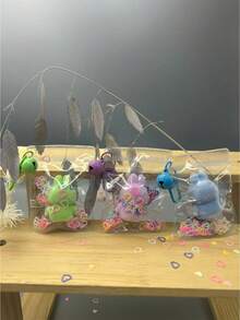 A Keychain, A Practical And Thoughtful Small Gift, Conveys Deep Affection And Warmth When Given To Others. - Multicolor - View 4