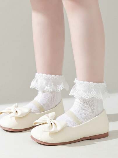 1pc Kids Heart Lace Mesh Socks, White Girls Soft Breathable Short Socks, Cute & Fashionable For Spring/Summer