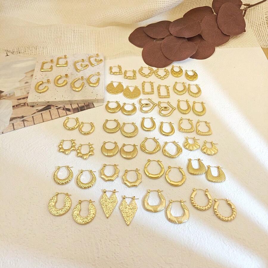 10/6/4 Pairs Stainless Steel Gold-Tone Earrings, Heart, Diamond, Round, Geometric Shapes, Vintage Fashion Earrings For Women. Random Assorted Styles, Hypoallergenic, Lightweight & Versatile, Suitable For Casual Daily Wear, Girls Jewelry Gift.