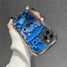 Official Disney Lilo & Stitch Cute Phone Case: 2D Flat 3D-Effect Stitch Half-Face Print, Chrome Wavy Frame & Pastel Color Block Background, Shockproof Protective Cover For IPhone 17, 16, 15, 14, 13, 12, And 11 Pro Models Made Of Durable TPU With Shockproof Protection Perfect Gift For Family, Friends, Birthdays, Spring Festival, Holidays, Boyfriends, Girlfriends, And Valentine's Day - 銀色 - 查看 3