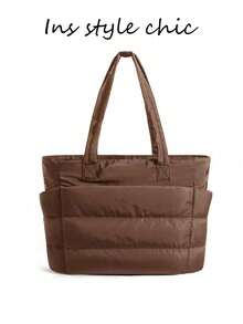 Este un bolso de mano de mujer de color marrón claro sólido con gran capacidad interior, dos bolsillos laterales para botellas de agua, cierre con cremallera y asas dobles superiores para - Rojo - Ver 6