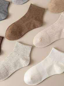 1/5 Pairs Random Women's Solid Color Waist Elastic Simple Breathable Absorbent Casual Ankle Socks - Multicolor - View 3