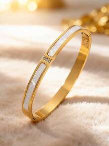 Bộ 5 vòng tay bằng thép không gỉ mạ vàng 18K dành cho nữ, trang sức tối giản sang trọng với chữ số La Mã, đá Cubic Zirconia, xà cừ và họa tiết hoa bốn cánh, không phai màu, thích hợp đeo hàng ngày. - Vàng - Xem 14