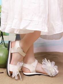 1 Pair Fashion Summer New Girls Flat Sandals With 3D Mesh Bow And Hook And Loop, Suitable For 3-8 Years Old Girls To Wear In Summer Beach Vacation, Seaside, Daily Outing, Kindergarten Activities, Birthday Party, Fairy-Style Soft Bottom Casual Princess Shoes - White - View 3