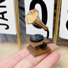 1 pieza Decoración de gramófono amarillo, modelo de gramófono mini retro para micropaísaje - Modelo de escena de juego mini 1:6 1:12 - Accesorio de casa de muñecas, modelo decorativo multifuncional con disco, mini regalo, adorno exquisito, modelo de decoración de escritorio, adecuado para decoración de micropaísaje DIY, accesorio de casa de muñecas, decoración de habitación, adorno de escritorio, mini juguete, accesorio de escritorio de oficina, decoración de dormitorio, decoración de sala de estar, decoración de mesita de noche, regalo personalizado - A - Ver 8