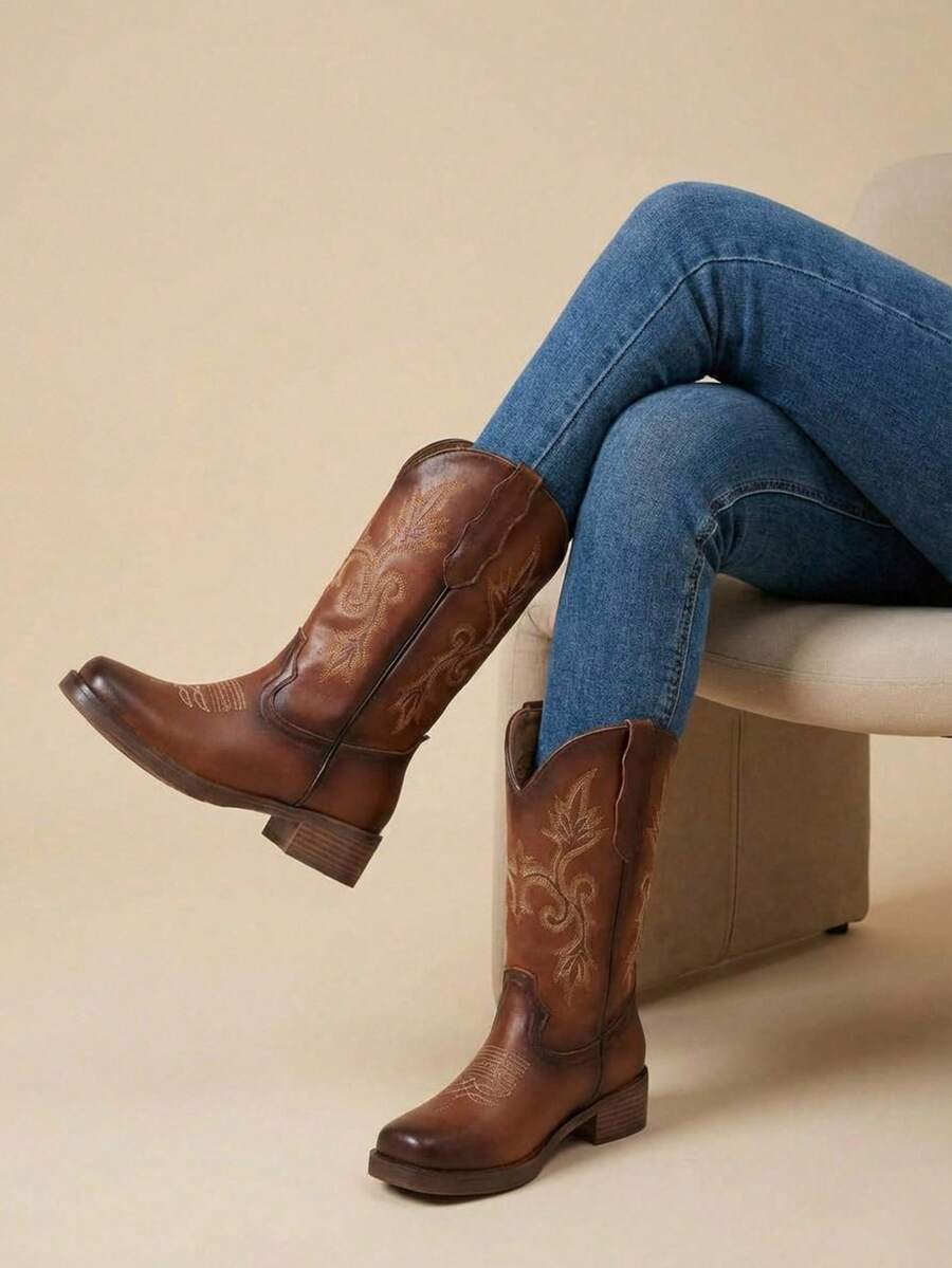 Botas vaqueras bordadas para mujer, de media caña y punta redonda, estilo vaquera, a la moda. - Óxido marrón - Ver 1