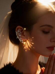 2件装时尚嘻哈个性闪亮蝴蝶仙子耳夹耳环，精致奢华无耳洞耳夹 - 銀色&白色 - 查看 2