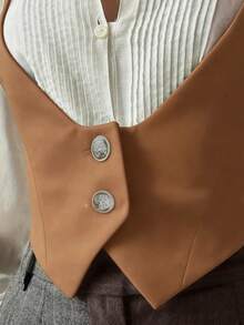 1件纯色梭织面料前开襟纽扣女式休闲上衣，适合度假、上学和夏季日常穿着。 - 卡其色 - 查看 4