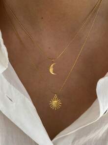 1pc Stainless Steel Waterproof Non-Fading Vintage Smile Face, Moon, Sun Pendant Necklace, Suitable For Women's Daily Wear - Gold - View 1