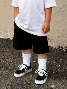 1pc Young Boy Minimalist Versatile Casual Outdoor Sports Running Basketball Straight Shorts - Black - View 6