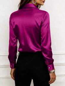女士优雅紫色缎面衬衫领长袖常规袖上衣，纽扣细节，常规长度，春季款 - 中紫紅色 - 查看 3