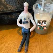 30厘米鼠年偶像组合成员孙雄、郑元、孙佑、席城和Ni-Ki带框创意立牌礼品 - 彩色 - 查看 7