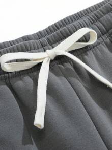 Mens Oversize Sweat Shorts - Cotton Blend French Terry Fabric Relaxed Oversize Fit | Spring Breathable Cozy Comfort  For Daily Streetwear & Casual Hangouts (Modern Minimalist Street Style) - 深灰色 - 查看 2