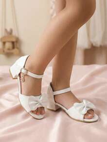 1 par de sandalias de tacón alto de verano para niñas, con decoración de lazo versátil blanco, hebilla, colgante de strass, tacón grueso, adecuado para fiestas, actuaciones escolares, combinar con atuendos, lazo versátil negro, rojo - Blanco - Ver 6