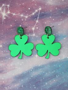 1 Pair Bohemian Style Green Clover Pendant Earrings - Retro Design, Alloy Hook, Suitable For Casual Wear And Gifts - Lucky Clover - View 1