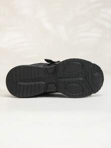 SAILUOPU Women's Casual Thick-Soled Sneakers, Black Soft Upper, Lightweight And Comfortable - Black - View 9