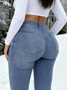 Y2K Style High Waist Light Blue Denim Jeans, Cropped Length, Slim Fit Skinny Pants, Flattering Silhouette, Suitable For Spring/Summer, Holidays, Festivals, Casual Denim Outfits, Jeans, Trousers, Outings, Women's Denim Jeans, Women's Denim Outfits, Women's Denim Pants, Curve-Hugging - 輕洗 - 查看 5