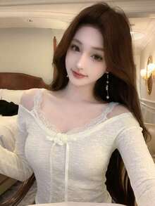 新款花卉针织二合一V领上衣搭配蕾丝吊带背心，春夏款 - 杏色 - 查看 4