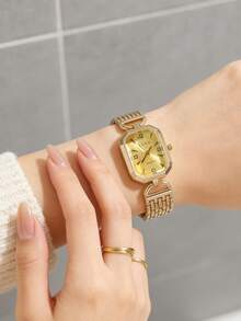 1件女士时尚简约方形铆钉不锈钢石英表，适合日常搭配、生日、送礼、周年纪念、年末促销、双十一、万圣节促销，不含礼盒 - 金色 - 查看 2