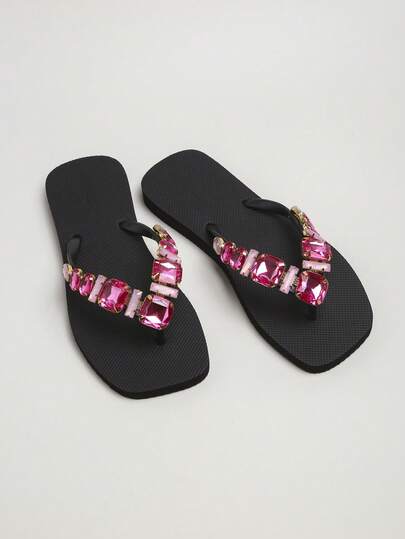1 par de chanclas con puntera cuadrada y adornos de strass, sandalias de playa versátiles y de moda con suela antideslizante
