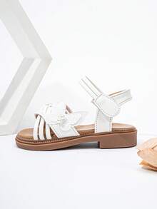 1 Đôi dép xăng đan thời trang đa năng cho bé gái, thiết kế hình bướm đính ngọc trai mới, dép đế bằng dễ thương phù hợp cho mùa hè - trắng - Xem 6