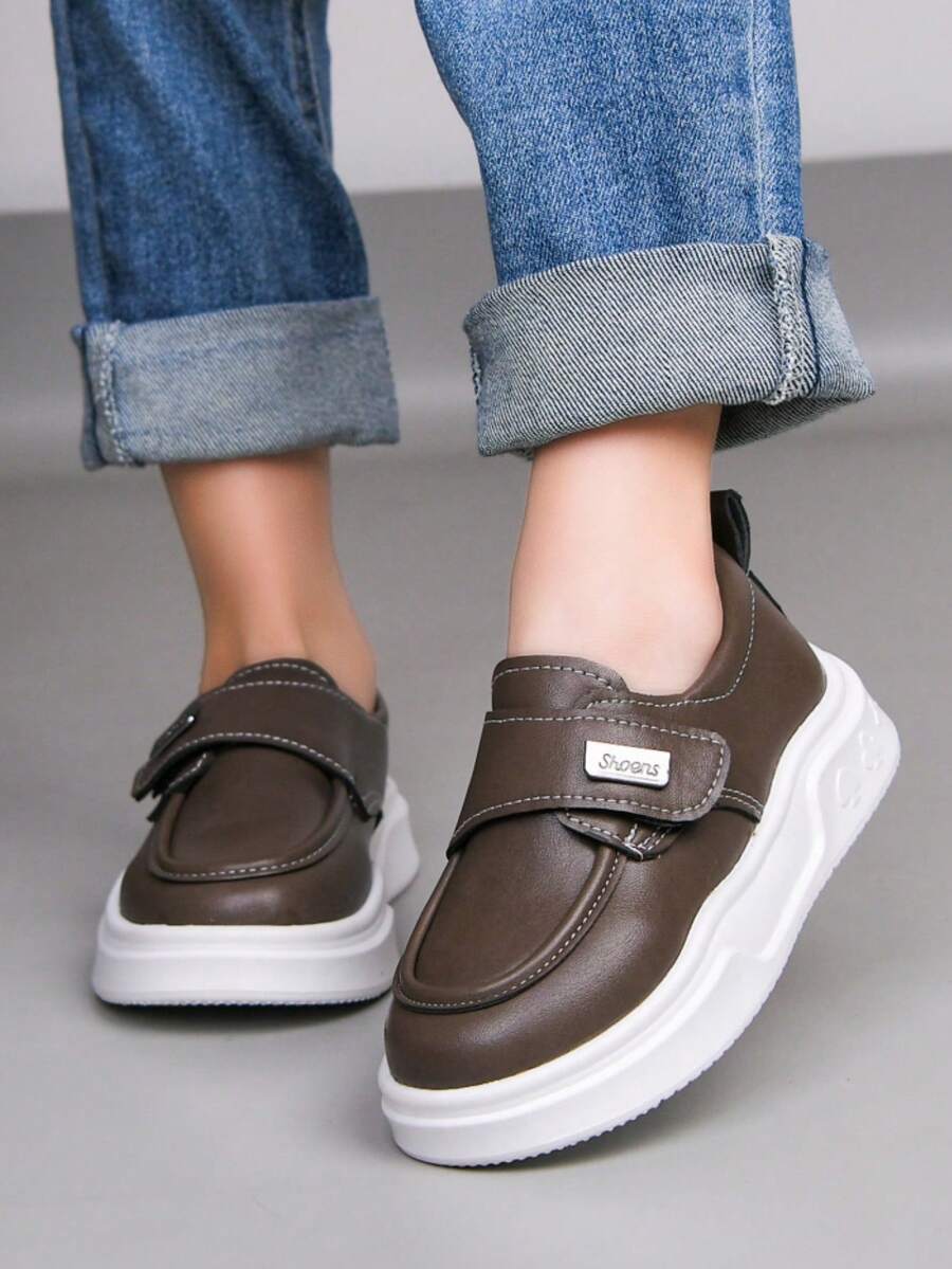 1 Pair Children Flat Shoes, 2026 New Boys Girls Leather Shoes, Casual Running Campus Sports Sneakers - Brown - View 1