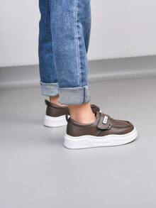 1 Pair Children Flat Shoes, 2026 New Boys Girls Leather Shoes, Casual Running Campus Sports Sneakers - Brown - View 10