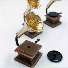 1 pieza Decoración de gramófono amarillo, modelo de gramófono mini retro para micropaísaje - Modelo de escena de juego mini 1:6 1:12 - Accesorio de casa de muñecas, modelo decorativo multifuncional con disco, mini regalo, adorno exquisito, modelo de decoración de escritorio, adecuado para decoración de micropaísaje DIY, accesorio de casa de muñecas, decoración de habitación, adorno de escritorio, mini juguete, accesorio de escritorio de oficina, decoración de dormitorio, decoración de sala de estar, decoración de mesita de noche, regalo personalizado - A - Ver 7