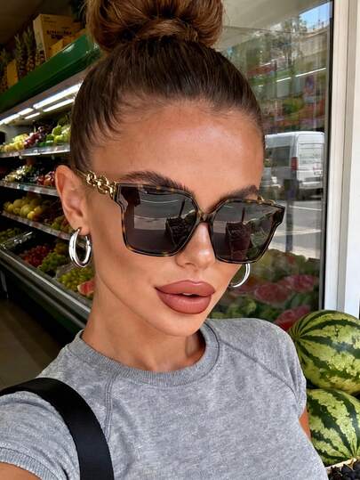 1 par de gafas de moda con marco cuadrado y estampado de leopardo de verano, con patillas diseñadas con cadena de metal, adecuadas para uso diario, viajes, fotografía, estilo retro, apropiadas para la playa de verano, actividades al aire viajes