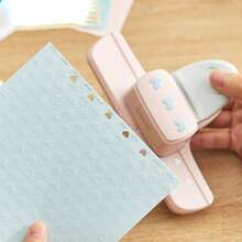 5mm Heart-Shaped Hole Punch, A Simple Positioning Tool, For Use With Notebook Refill Pages And Binders. - Love - View 5