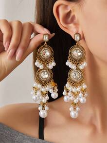 一对闪亮波西米亚风锌合金流苏仿珍珠耳坠，适合日常佩戴和节日场合 - 仿珍珠款 - 查看 3