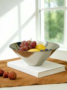 1pc Nordic Luxury Stainless Steel Fruit Bowl, Minimalist High-End Living Room Coffee Table Snack Nut Plate, Premium Fruit Plate, Elegant Afternoon Tea Tray, Creative Dessert Cake Plate, Decorative Accessory - Silver - View 5