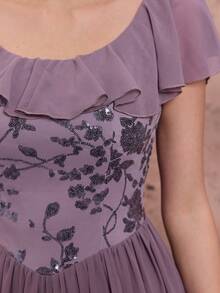 亮片点缀优雅荷叶边雪纺长裙，适合伴娘、婚礼、晚宴、派对等场合。 - 淺灰紫 - 查看 9