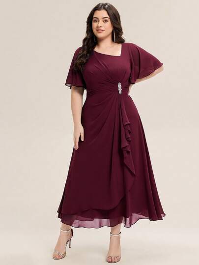 EVERPRETTY Plus Size Summer Elegant Chiffon Burgundy Bridesmaid Dress Diamond Bead Embellishments Wedding Guest Dress Soft Ruffled Irregular Ruffled Dress Suitable For Wedding Formal Dinners Occasions