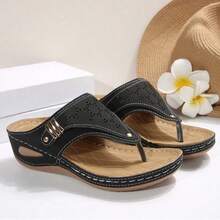 2026 New Style Women's Wedge Heel Flip-Flops - Breathable Hollow-Out Toe & Clip Design, Lightweight Synthetic Cover Sandals With Cushioned EVA Insole & Non-Slip PVC Sole, Slip-On All-Season Casual Shoes, Comfortable Footwear, Crisscross Strap Design, Durable Traction Footwear - 黑色升級款 - 查看 3