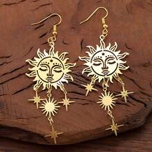 Brincos Vintage Vitorianos da Deusa Solar Dourada, Brincos Boemios Estilo Dangle com Rosto de Sol Oco e Padrão de Estrela, Adequados para Uso Diário - Ouro amarelo - Visão 3