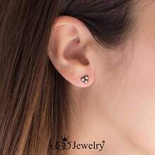 555Jewelry Stainless Steel 3 Dots Triple Ball Delta Earrings for Women and Girls - Plateado - Ver 2